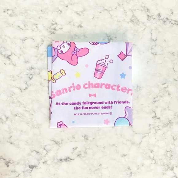 3/$20 ๐ธ Sanrio Character Lunch Cloth - Picture 2 of 3